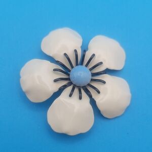 Vintage Floral 1960s 70s Brooch Pin